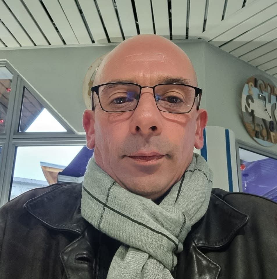 Profil de Ellyot